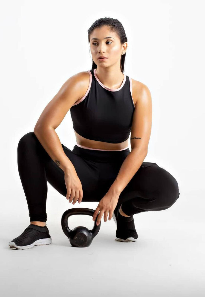 Conjunto Fitness Cropped + Calça Legging com Bolsos